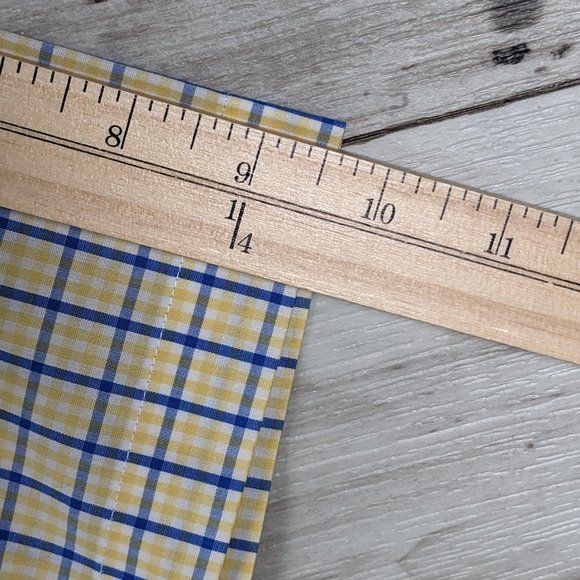 Brooks Brothers* Men's Short Sleeve Button Down Curved Hem Shirt~ Size Medium - Picture 13 of 13